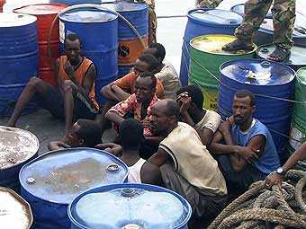 Сомалийские пираты отпустили ливанское судно