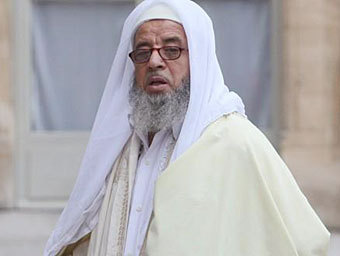 Франция выслала тунисского имама за антисемитизм
