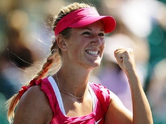 Виктория Азаренко вышла в третий раунд теннисного турнира в Майами