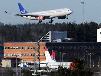 Норвегия и Швеция закрыли аэропорты из-за нового облака пепла
