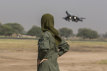 Пакистанские истребители уничтожили 150 боевиков