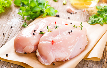 В Казахстане из продажи изымают белорусское куриное мясо