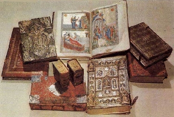 Редкие книги из фондов библиотек Туровской епархии представляет выставка в Гомельской области