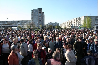 Жители Дроздово протестуют против строительства химзавода