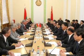 На реализацию совместных проектов Китай открыл для Беларуси кредитные линии на $16 млрд.