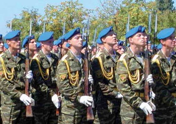 В белорусскую армию в 2017 году будет призвано до 100 офицеров запаса