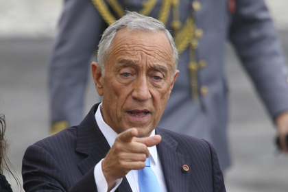 Президент Португалии нарушил протокол саммита НАТО