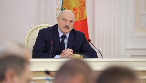 Лукашенко рассказал, как спасал Тихановскую: «Та гражданка забыла»