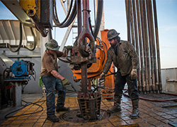Запасы нефти в США стали рекордными за 80 лет