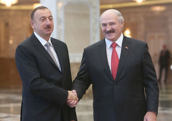 Лукашенко отправился с официальным визитом в Азербайджан