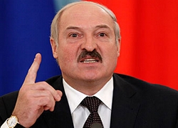 Лукашенко пригрозил спортивным чиновникам метлой