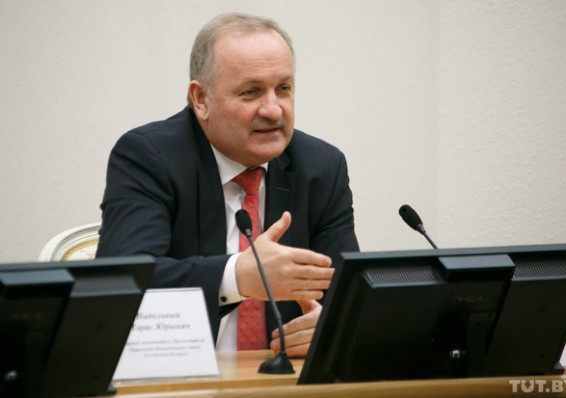 Каллаур: Беларуси нужны ЗВР порядка 10 миллиардов долларов