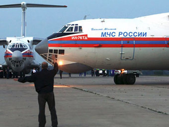 За россиянами в Ливию отправят еще четыре самолета МЧС