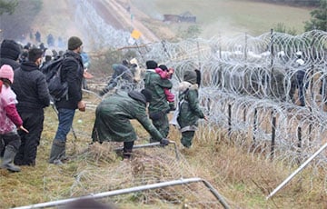 Мигранты пошли на штурм границы, распылив на польских солдат слезоточивый газ, полученный от белорусских силовиков