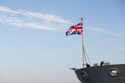 Британских моряков проверят на наркотики из-за кутежа с проститутками