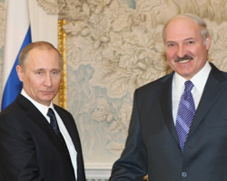 Путин дважды говорил с Лукашенко по телефону в среду