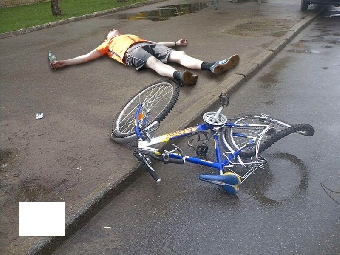 Легковушка насмерть сбила велосипедиста в Брестской области