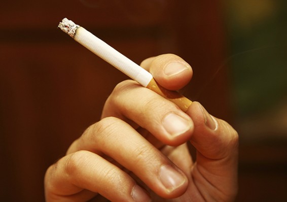 За четыре месяца этого года штрафы заплатили порядка 3,5 тысяч курильщиков