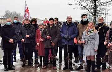 В Вильнюсе появилась «Аллея белорусской демократии»