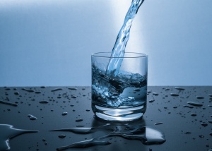 Минскводоканал: вода в Минске соответствует нормам, но пить ее пока нельзя