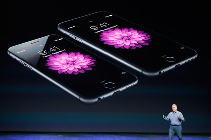 Apple подстраховался большим iPhone от стагнации продаж планшетов