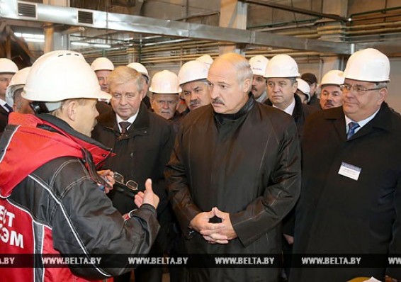 Президент проинспектировал площадку строительства АЭС