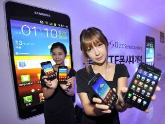 Журналисты рассказали о сверхтонком смартфоне Samsung