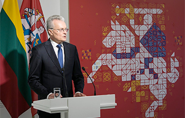 Избранный президент Литвы представил свою команду