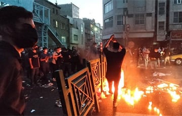 Протесты в Иране расширяются