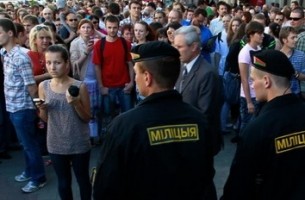 Очередная «молчаливая» акция протеста снова пройдет  на Октябрьской площади