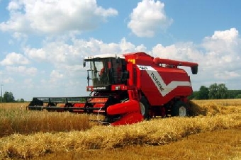 Минсельхозпрод Беларуси требует ускорить подготовку зерноуборочной техники