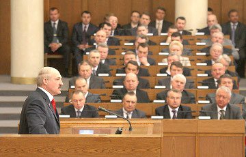 Заико: Самое глупое изобретение журналистов — ожидать от Лукашенко реформ