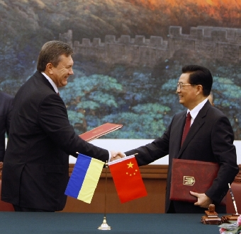 Администрация Президента Беларуси и международный отдел ЦК Компартии Китая подписали протокол о сотрудничестве