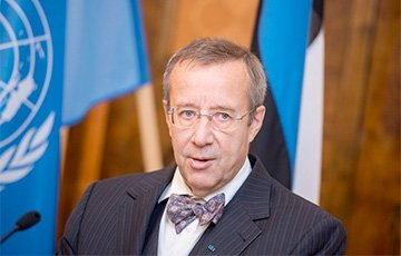 Экс-президент Эстонии Тоомас Ильвес предложил запретить россиянам въезд в ЕС