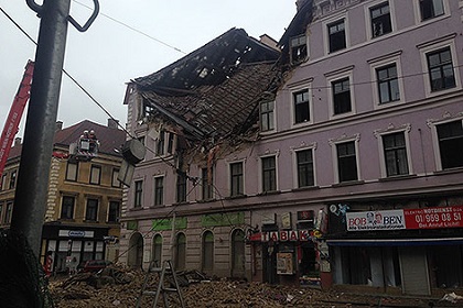 В Вене после взрыва частично обрушился жилой дом