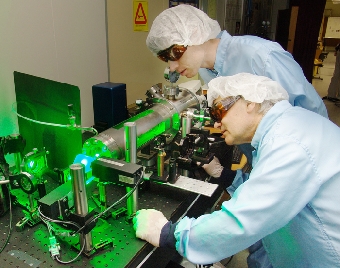 Белорусские физики разработали лазерный дозиметр для борьбы с раком