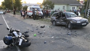 В Орше насмерть разбился мотоциклист, пассажирка жива
