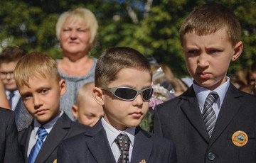 Россия признала небезопасной белорусскую школьную форму
