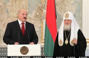 Лукашенко поздравил Московского патриарха с Пасхой