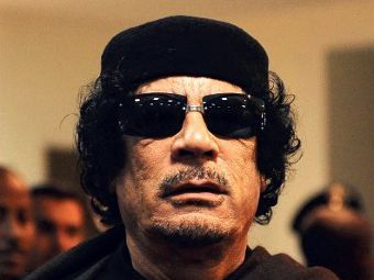Каддафи на 20 секунд появился в эфире ливийского телевидения