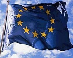 ЕС замораживает счета еще трех компаний