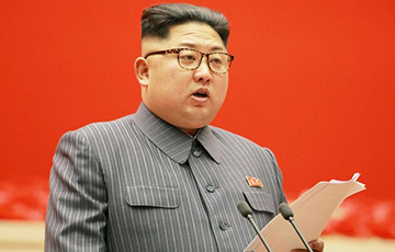 СМИ: Ким Чен Ын впал в кому