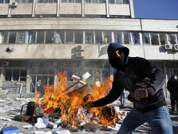 Протесты в Греции: демонстранты бросали «коктейли Молотова»