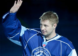 Андрей Мезин назван вратарем недели в КХЛ