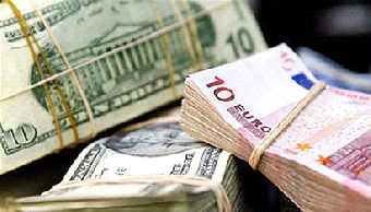 Белорусский рубль укрепился к основным валютам