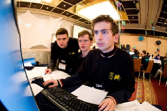 Команда БГУИР заняла первое место на международной студенческой олимпиаде по программированию
