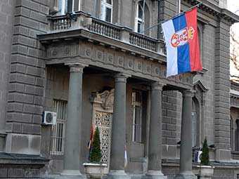 В резиденцию президента Сербии ворвался мужчина с гранатами