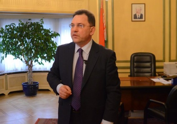 Посол Беларуси при ЕС: Большая часть санкций будет отменена 15 февраля