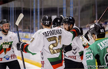Два белорусских хоккеиста стали чемпионами Польши в составе «Тыхы»