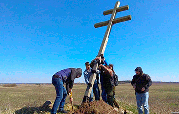 Под Лидой установили 5-метровый крест в честь повстанцев Калиновского